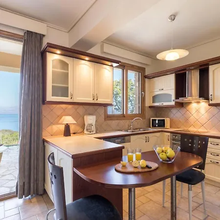 Pietra Gialla By Rodostamo Collection Kassiopi